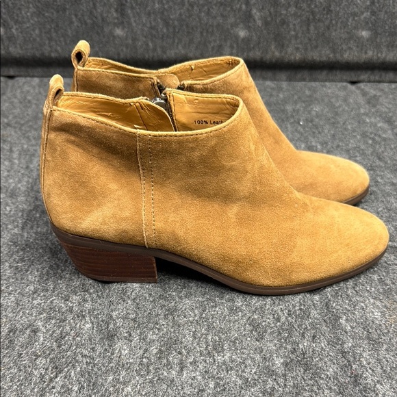 J. Crew Tan Ankle Booties Sleek Suede Design - Picture 6 of 8